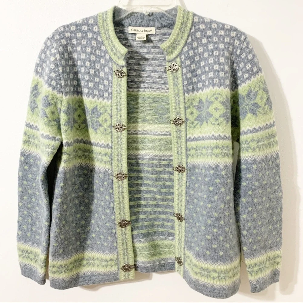 Vintage Carroll Reed Icelandic 100% Wool Cardigan Silver Toned Buckle Hardware
